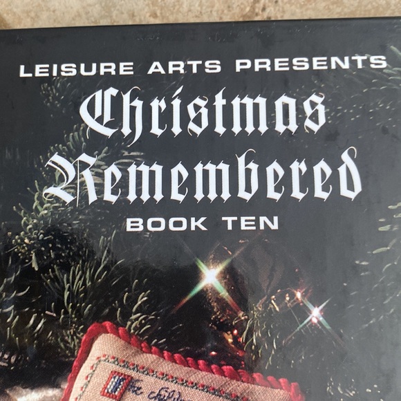 Set of 3 Vintage 90’s Cross Stitch Pattern Books Excellent Condition - Picture 12 of 14